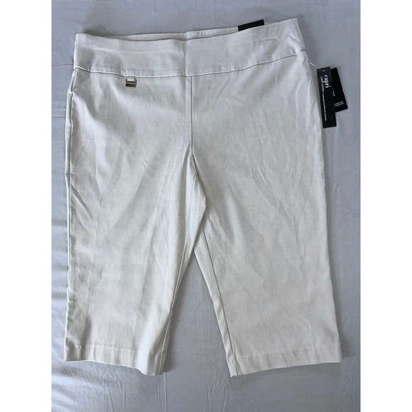 Alfani Pants - Alfani Tummy Control Pull On Stretch 'Capri' Pants. Light Gray, Women's 14. NWT!